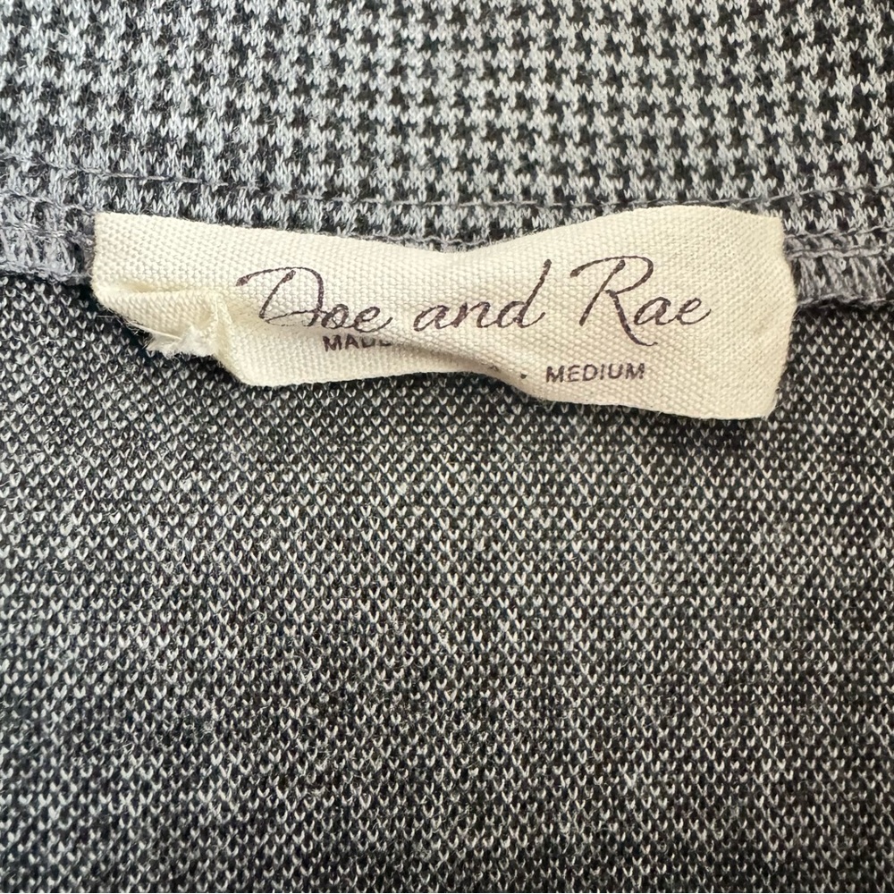 Doe & Rae Gray Houndstooth Mixed Plaid Quarter Zip Pullover Sweatshirt - Picture 5 of 7